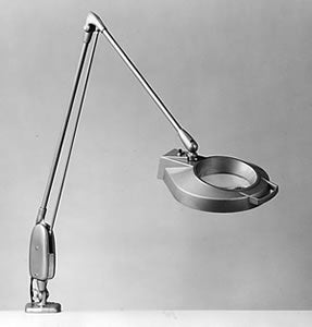 Magnifier-Illuminated with Universal Clamp